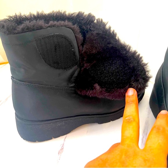 Aquatherm by Santana Canada Black Winter Water Resistant Boot Faux Fur Size 7.5M - Picture 9 of 14